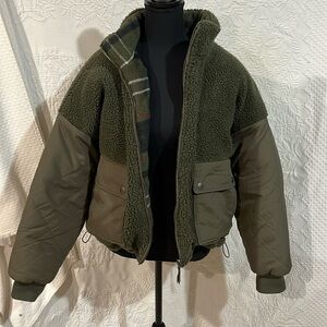 American‎ Eagle reversible coat, size medium